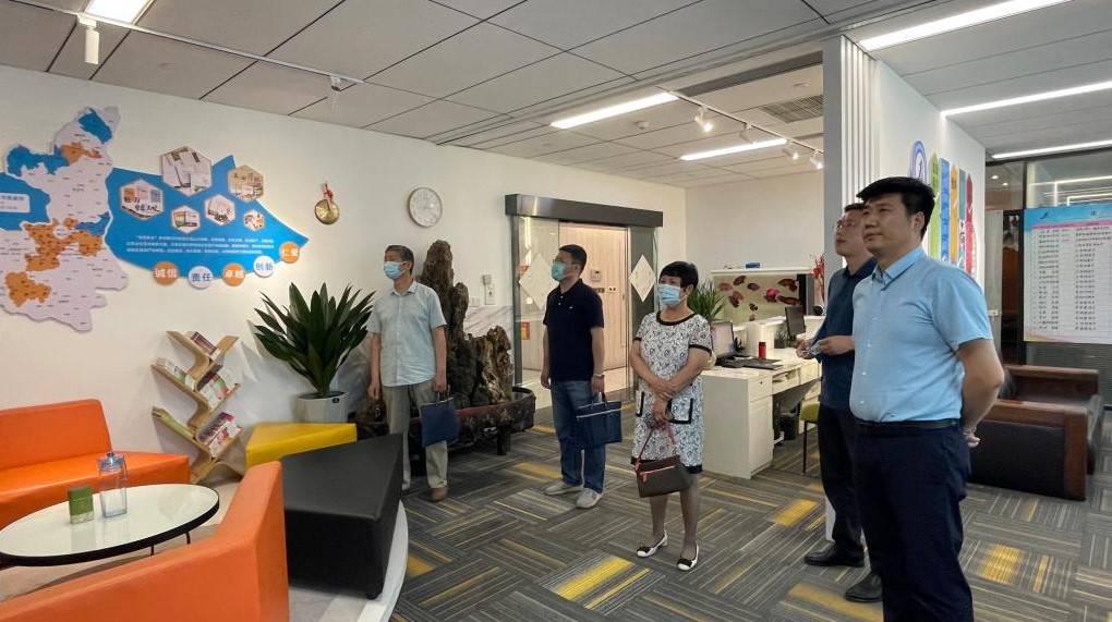 省标准化院深入陕西金箔书业集团开展“我为群众办实事”活动